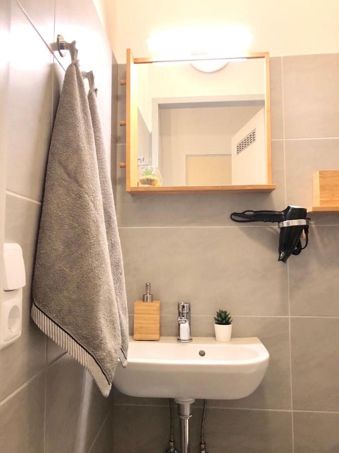 Апартаменти "Be My Guest" Near Metro Station! Відень Екстер'єр фото