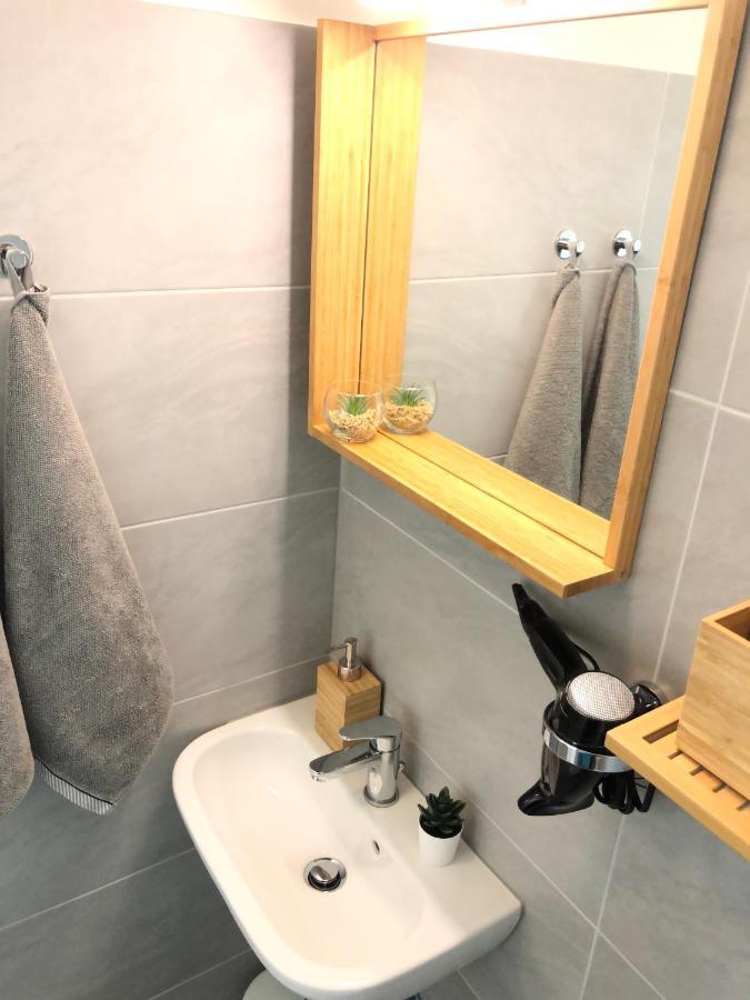 Апартаменти "Be My Guest" Near Metro Station! Відень Екстер'єр фото